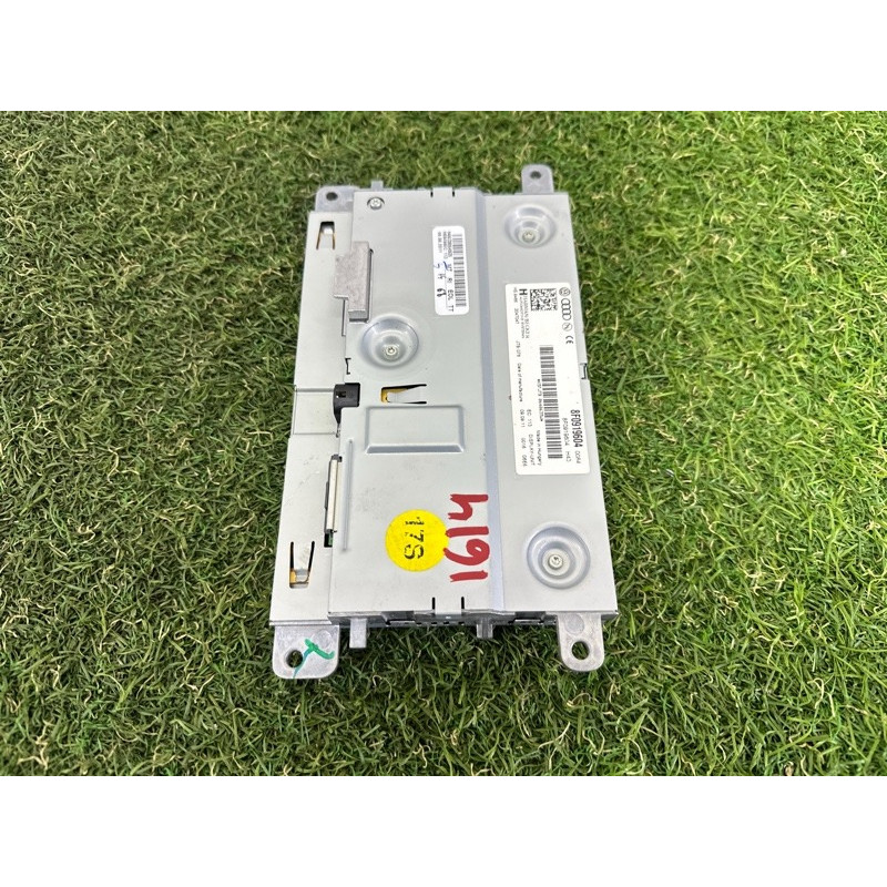 Монитор (электрика) AUDI Q5 8R 2012 3.2 8R0919604