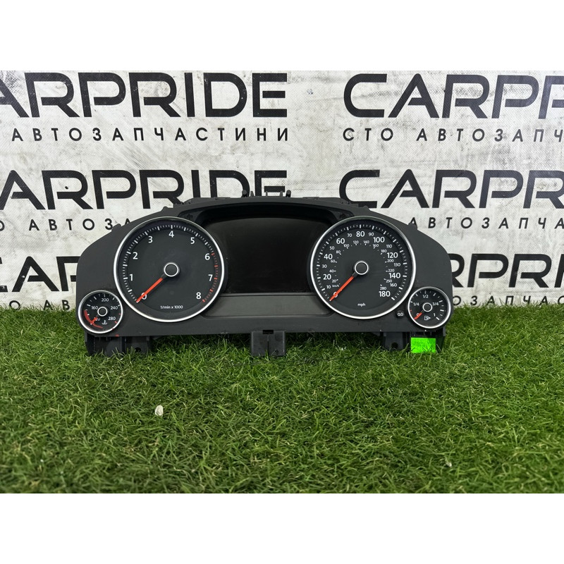 Панель приборов (салон) Volkswagen Touareg NF 2011 3.6 7P6920981E