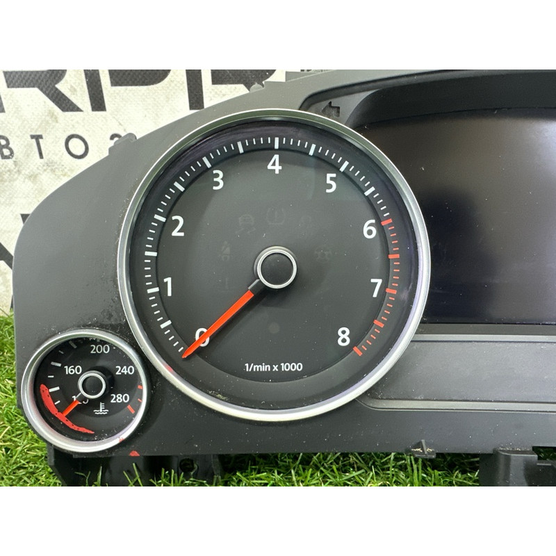 Панель приборов (салон) Volkswagen Touareg NF 2011 3.6 7P6920981E