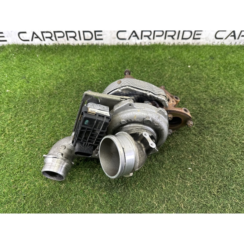 Турбина (выпускная система) Jeep Grand Cherokee WK2 2014 3.0 Diesel 68211213AA