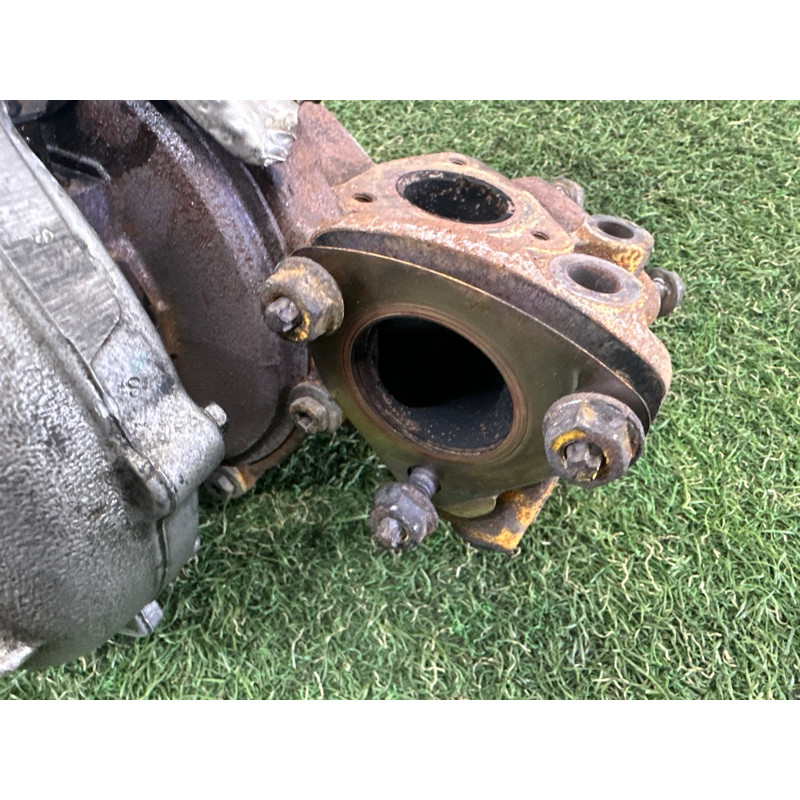 Турбина (выпускная система) Jeep Grand Cherokee WK2 2014 3.0 Diesel 68211213AA