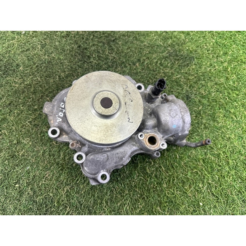 Помпа (система охлаждения) Jeep Grand Cherokee WK2 2014 3.0 Diesel 68211202AA