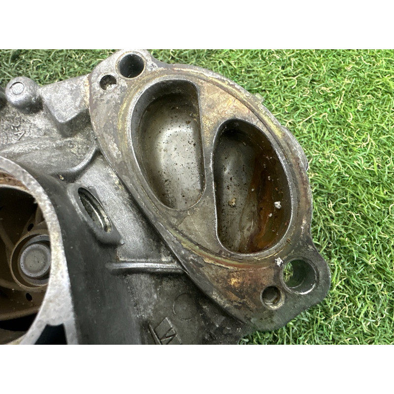 Помпа (система охлаждения) Jeep Grand Cherokee WK2 2014 3.0 Diesel 68211202AA