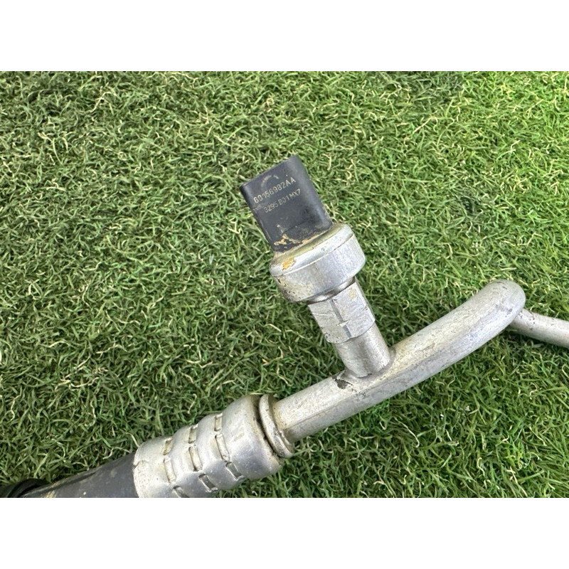 Трубка кондиционера (отопление и кондиционирование) Jeep Grand Cherokee WK2 2014 3.0 Diesel 68161179AA