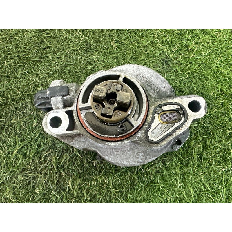 Вакуумный насос (тормозная система) Jeep Grand Cherokee WK2 2014 3.0 Diesel 68148184AA