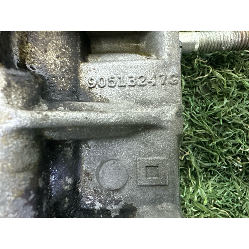 Кронштейн радиатора EGR (кронштейны двигателя) Jeep Grand Cherokee WK2 2014 3.0 Diesel 68211313AA