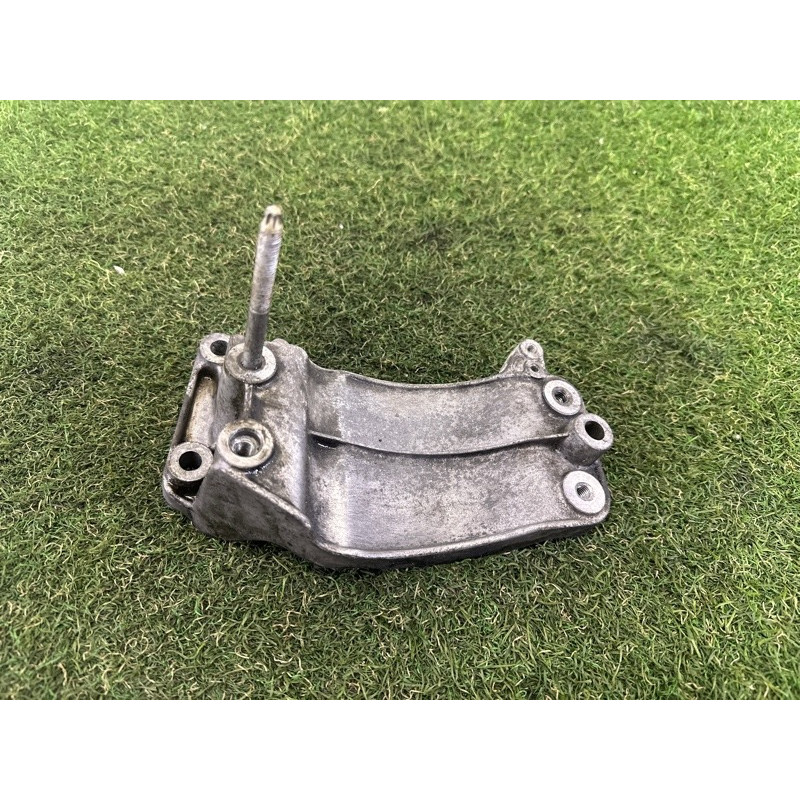 Кронштейн генератора (кронштейны двигателя) Jeep Grand Cherokee WK2 2014 3.0 Diesel