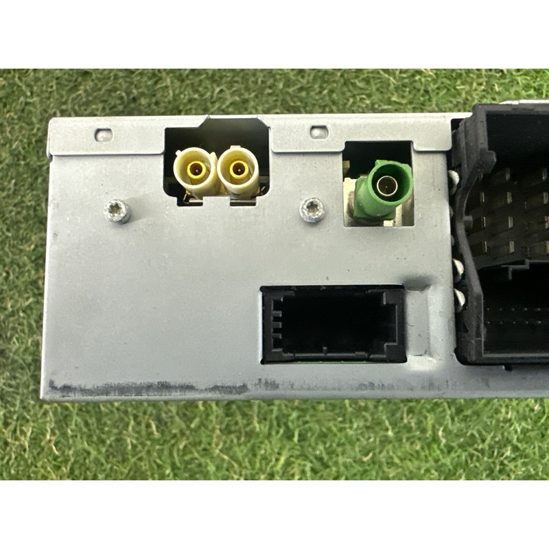 Блок радиоприемника (электрика / блоки управления) AUDI Q5 8R 2012 3.2 4G0035080B