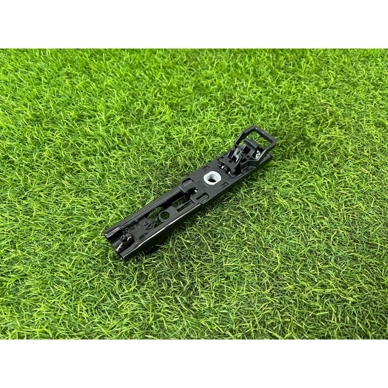 Кронштейн ремня безопасности (салон) Mercedes-Benz EQB 350 X243 2022 A0008606806