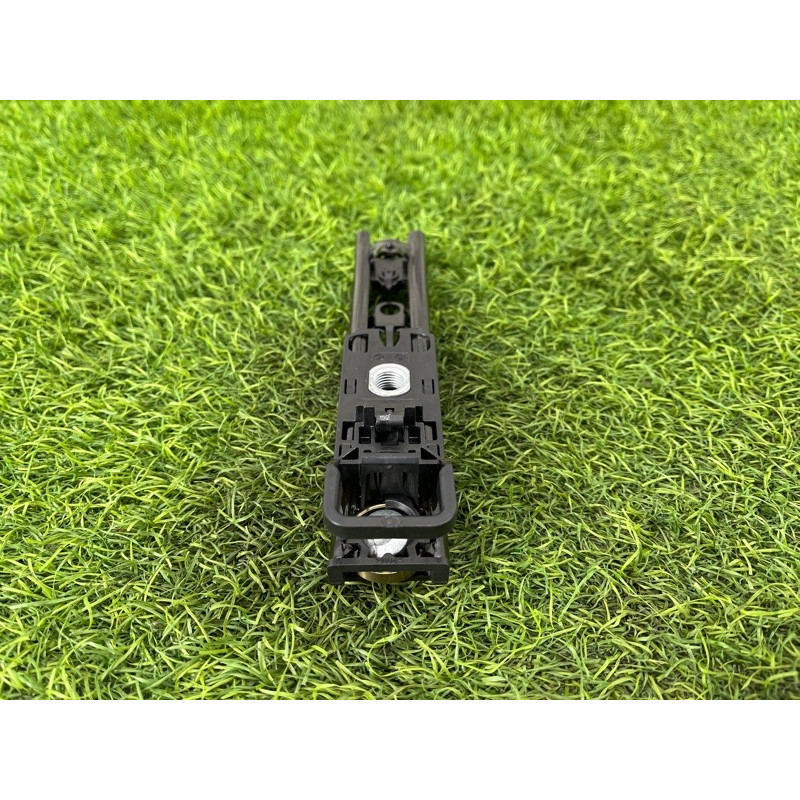 Кронштейн ремня безопасности (салон) Mercedes-Benz EQB 350 X243 2022 A0008606806