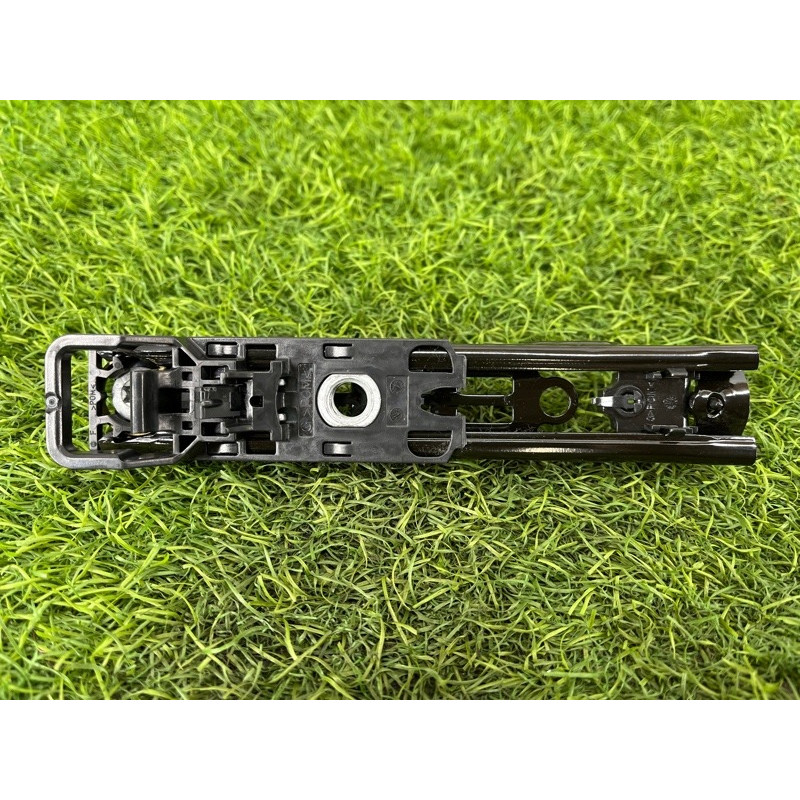 Кронштейн ремня безопасности (салон) Mercedes-Benz EQB 350 X243 2022 A0008606806