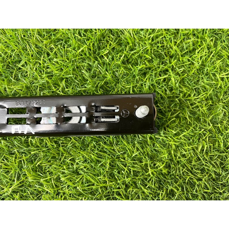 Кронштейн ремня безопасности (салон) Mercedes-Benz EQB 350 X243 2022 A0008606806