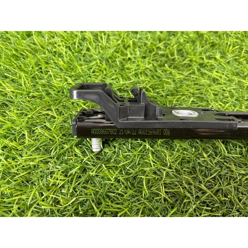 Кронштейн ремня безопасности (салон) Mercedes-Benz EQB 350 X243 2022 A0008606806