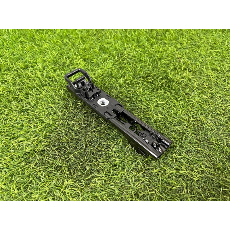 Кронштейн ремня безопасности (салон) Mercedes-Benz EQB 350 X243 2022 A0008606806