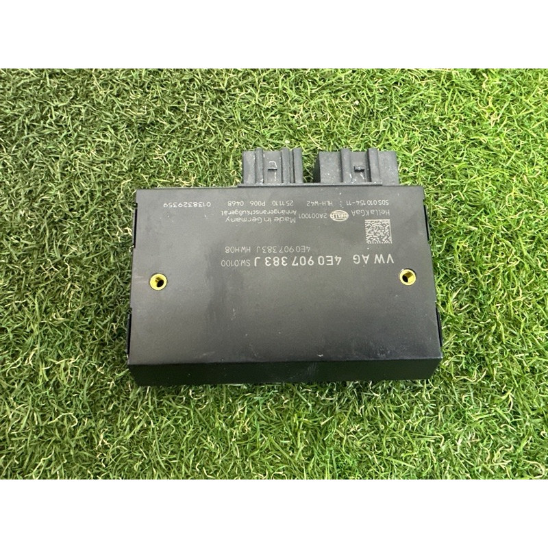 Блок управления фаркопа (электрика / блоки управления) AUDI Q7 4L 2011 3.0 TFSi 4E0907383J