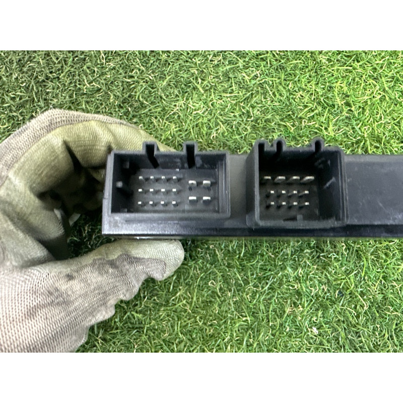 Блок управления фаркопа (электрика / блоки управления) AUDI Q7 4L 2011 3.0 TFSi 4E0907383J