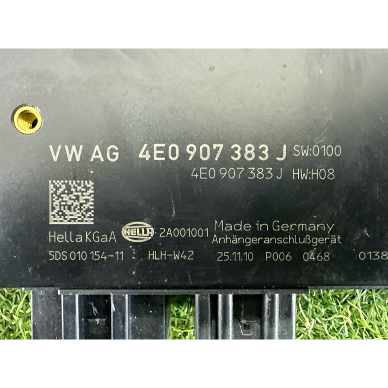 Блок управления фаркопа (электрика / блоки управления) AUDI Q7 4L 2011 3.0 TFSi 4E0907383J