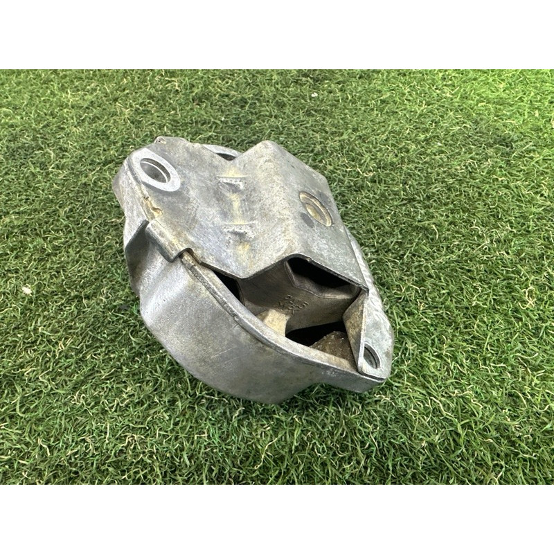 Подушка КПП (трансмиссия) Jeep Grand Cherokee WK2 2014 3.0 Diesel 68103111AB