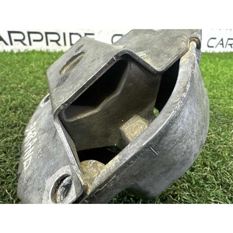 Подушка КПП (трансмиссия) Jeep Grand Cherokee WK2 2014 3.0 Diesel 68103111AB