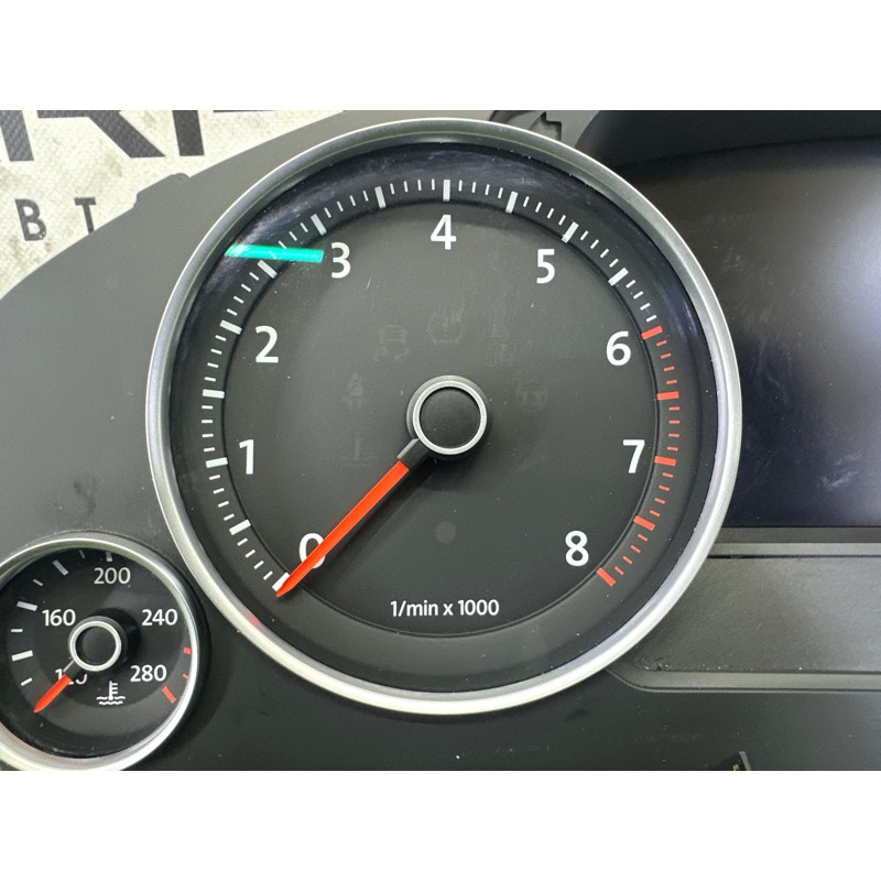 Панель приборов (салон) Volkswagen Touareg NF 2013 3.0 Hybrid 7P6920981G