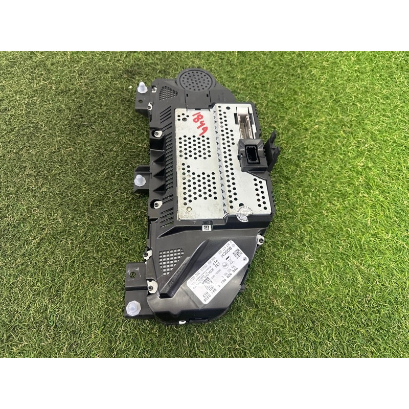 Панель приборов (салон) Volkswagen Touareg NF 2013 3.0 Hybrid 7P6920981G