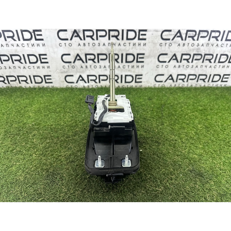 Селектор АКПП (трансмиссия) AUDI Q5 8R 2012 3.2 8K1713105B