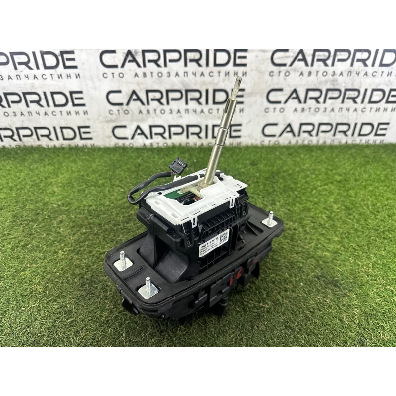 Селектор АКПП (трансмиссия) AUDI Q5 8R 2012 3.2 8K1713105B