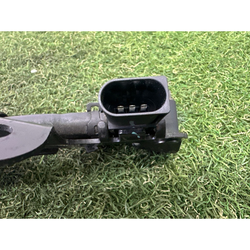 Датчик давления выхлопных газов (электрика / датчики) Jeep Grand Cherokee WK2 2014 3.0 Diesel 68155263AA