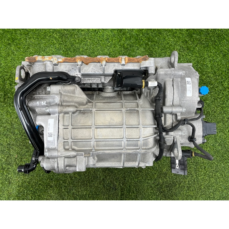 Электродвигатель (закрытая категория) Mercedes-Benz EQB 350 X243 2022 A2433408802
