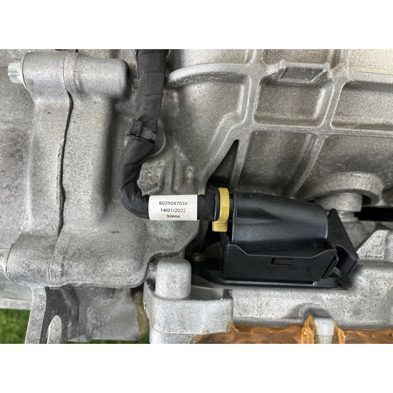 Электродвигатель (закрытая категория) Mercedes-Benz EQB 350 X243 2022 A2433408802