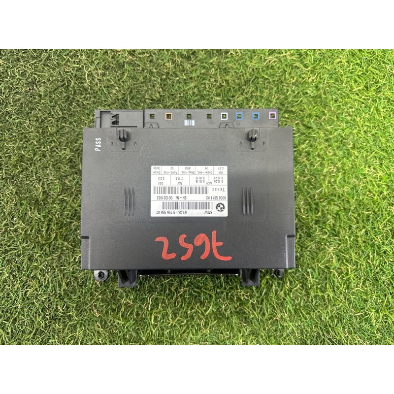 Блок управления сиденьем (электрика / блоки управления) BMW 3-series E90 2010 3.0 N54 61359196936