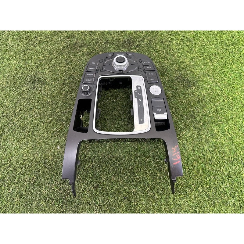 Панель управления мультимедиа (электрика / блоки управления) AUDI Q5 8R 2012 3.2 8T0919609GWFX