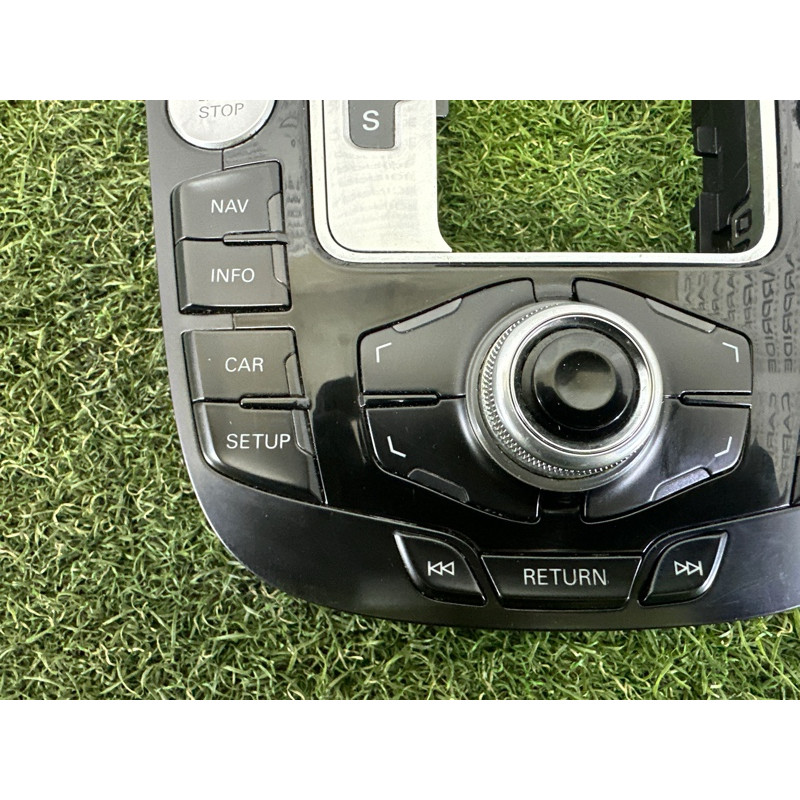 Панель управления мультимедиа (электрика / блоки управления) AUDI Q5 8R 2012 3.2 8T0919609GWFX