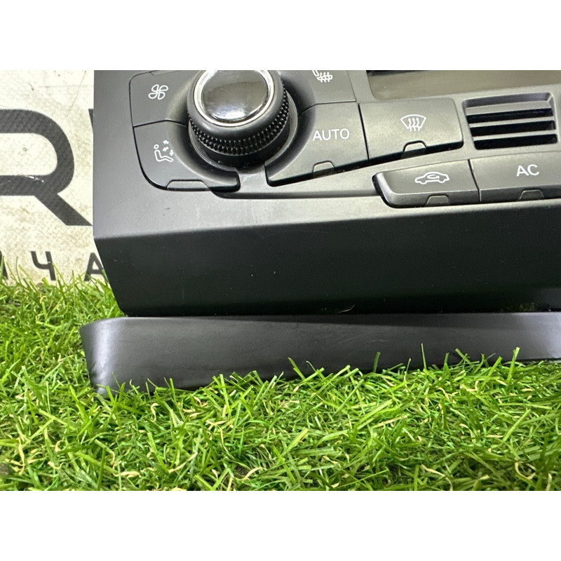 Блок управления климат-контролем (электрика / блоки управления) AUDI Q5 8R 2012 3.2 8T1820043AKXZF