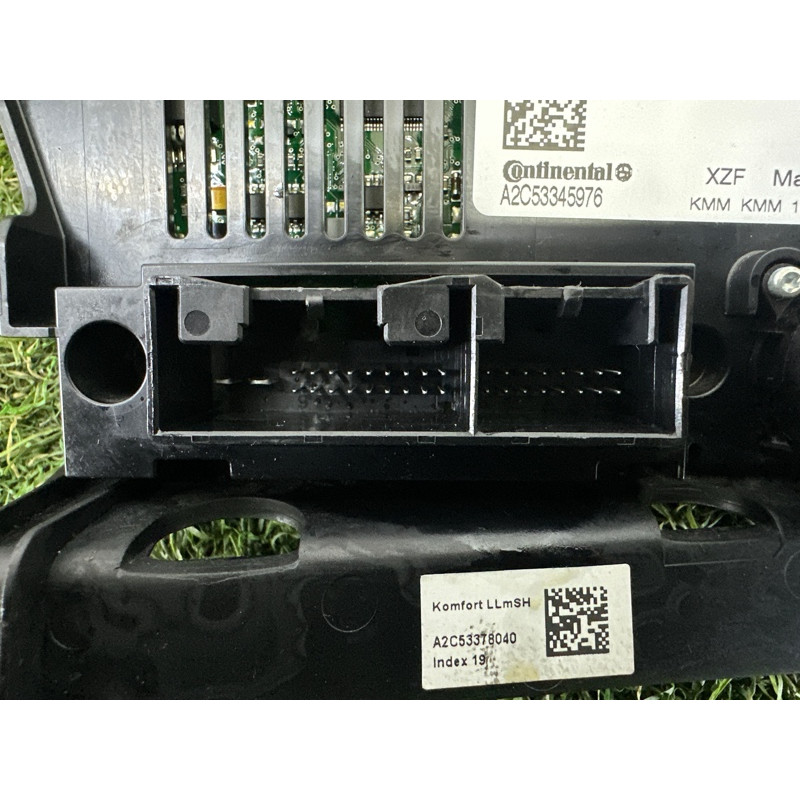 Блок управления климат-контролем (электрика / блоки управления) AUDI Q5 8R 2012 3.2 8T1820043AKXZF