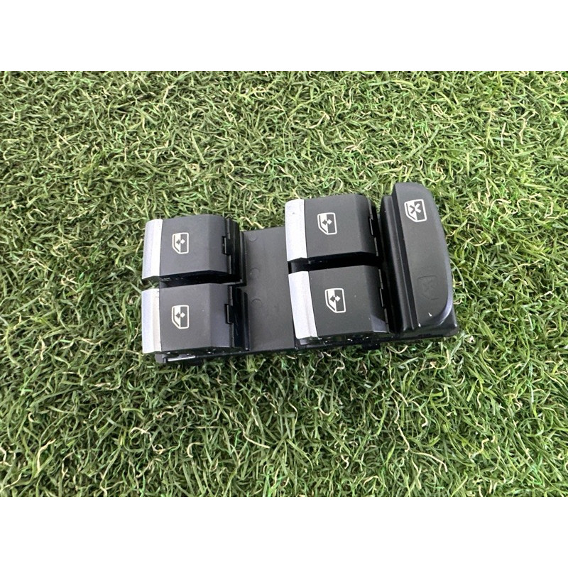 Блок кнопок стеклоподъемников (электрика / кнопки) AUDI A4 B9 2017 2.0 TFSI 8W0959851E5PR