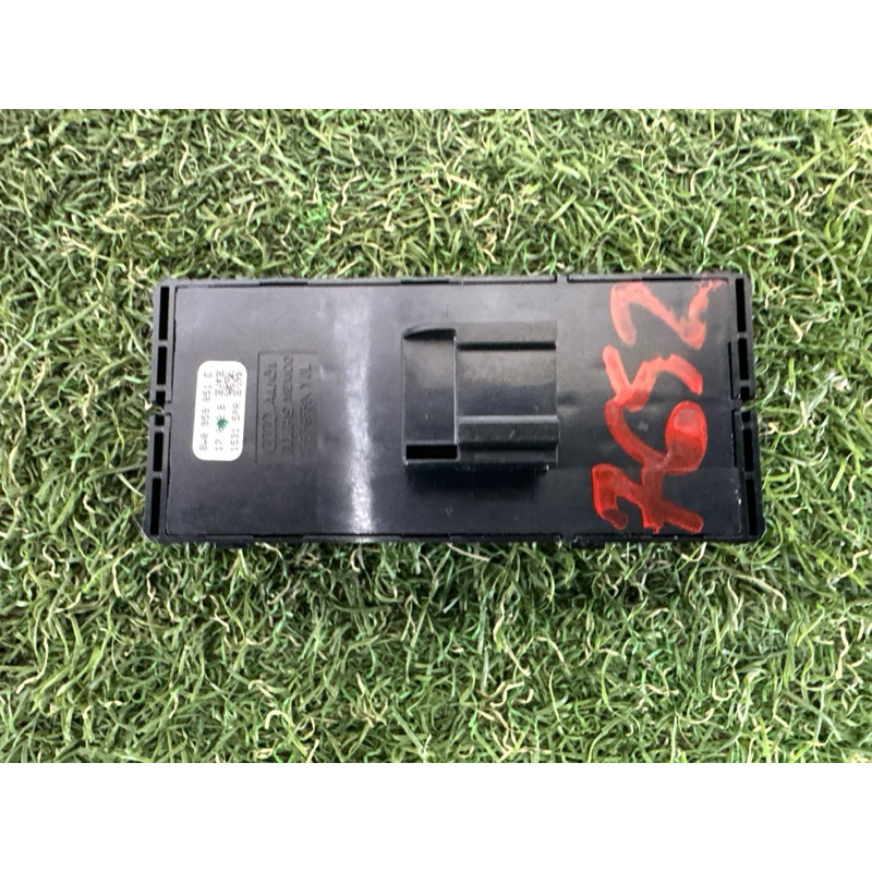 Блок кнопок стеклоподъемников (электрика / кнопки) AUDI A4 B9 2017 2.0 TFSI 8W0959851E5PR