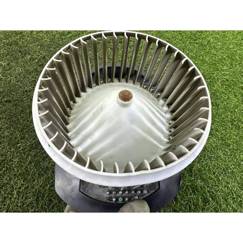 Мотор печки (отопление и кондиционирование) Volkswagen Touareg NF 2013 3.6 7P0820021F