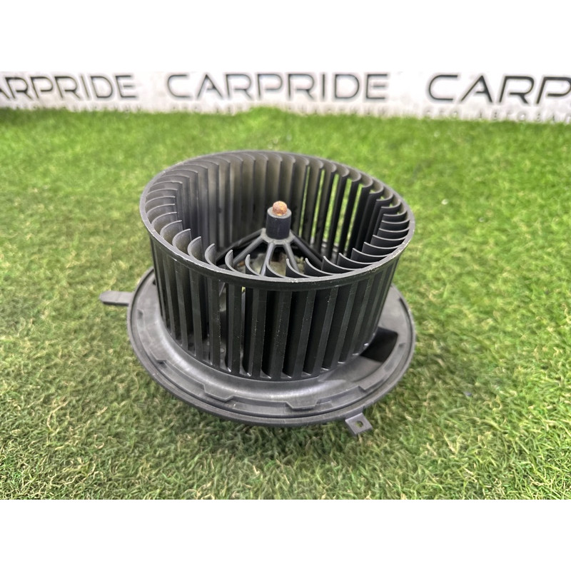 Мотор печки (отопление и кондиционирование) BMW 3-series E90 2010 3.0 N54 64119227670