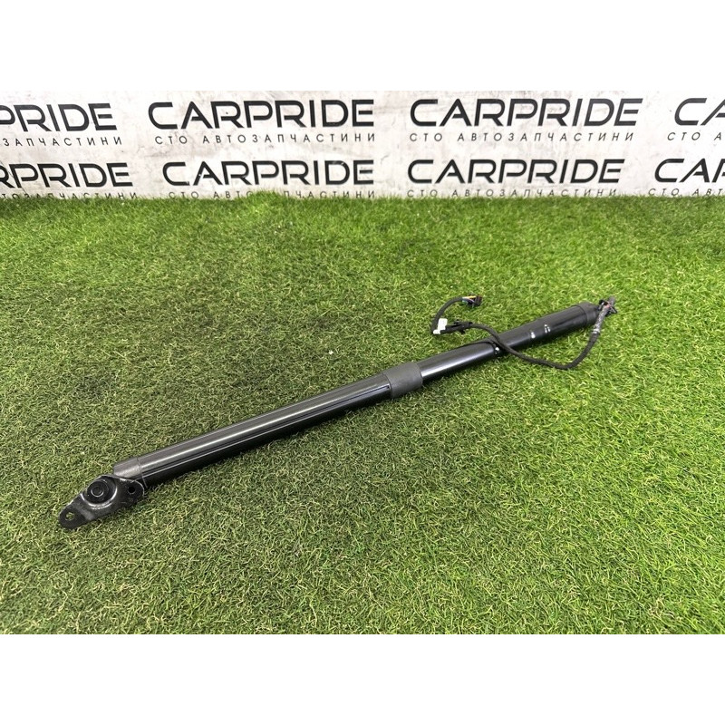 Привод двери багажника (электрика) Volkswagen Touareg NF 2011 3.6 7P6827851FIIT