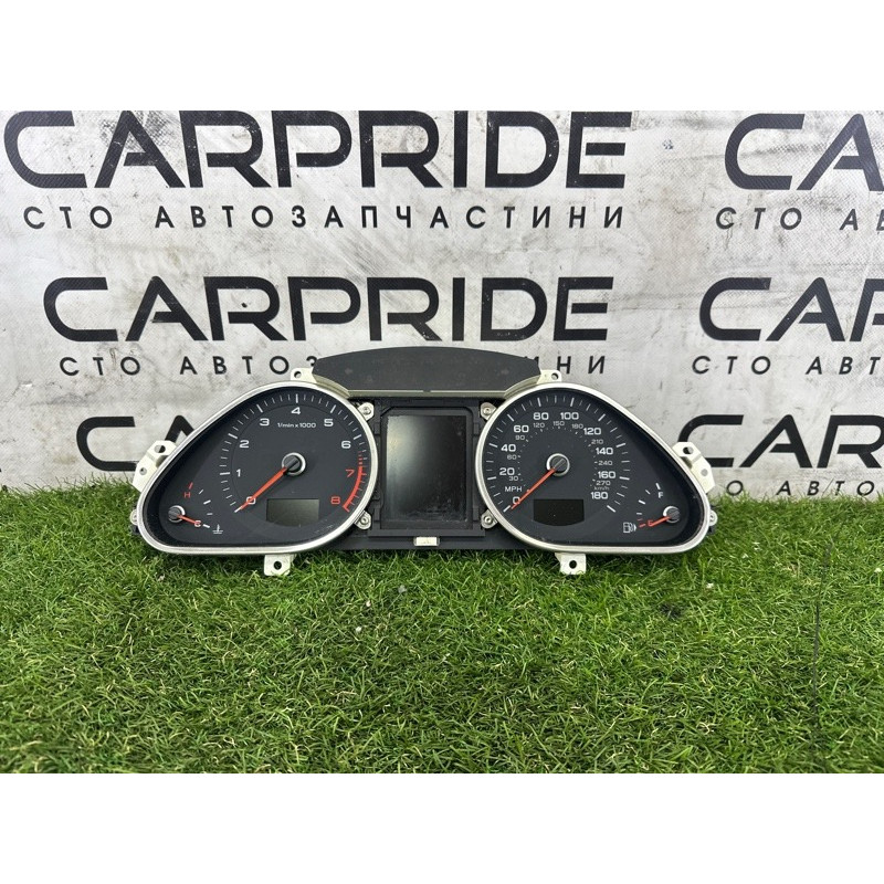 Панель приборов (салон) AUDI Q7 4L 2011 3.0 TFSi 4L0920984C