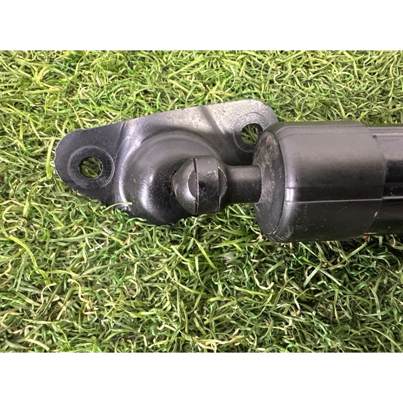 Привод двери багажника (электрика) Volkswagen Touareg NF 2011 3.6 7P6827851FIIT