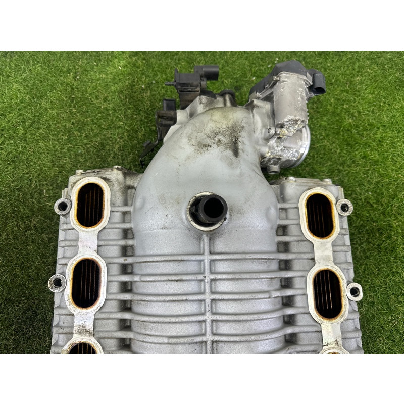 Компрессор ДВС (впускная система) Volkswagen Touareg NF 2013 3.0 Hybrid 06E145601AN