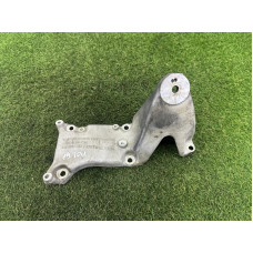 Кронштейн подушки двигателя