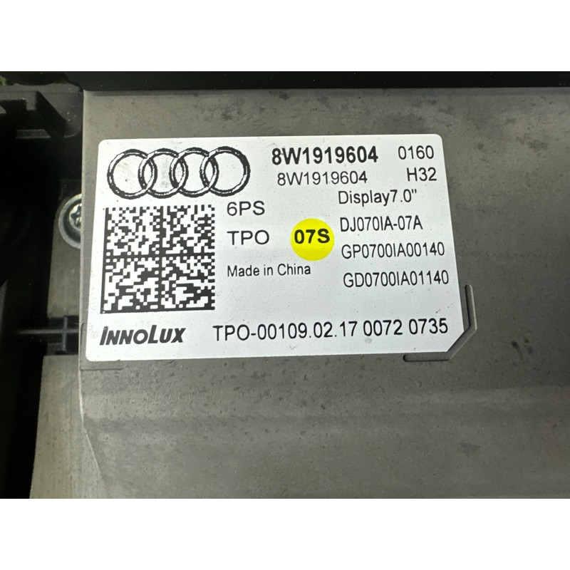 Монитор (электрика) AUDI A4 B9 2017 2.0 TFSI 8W1919604