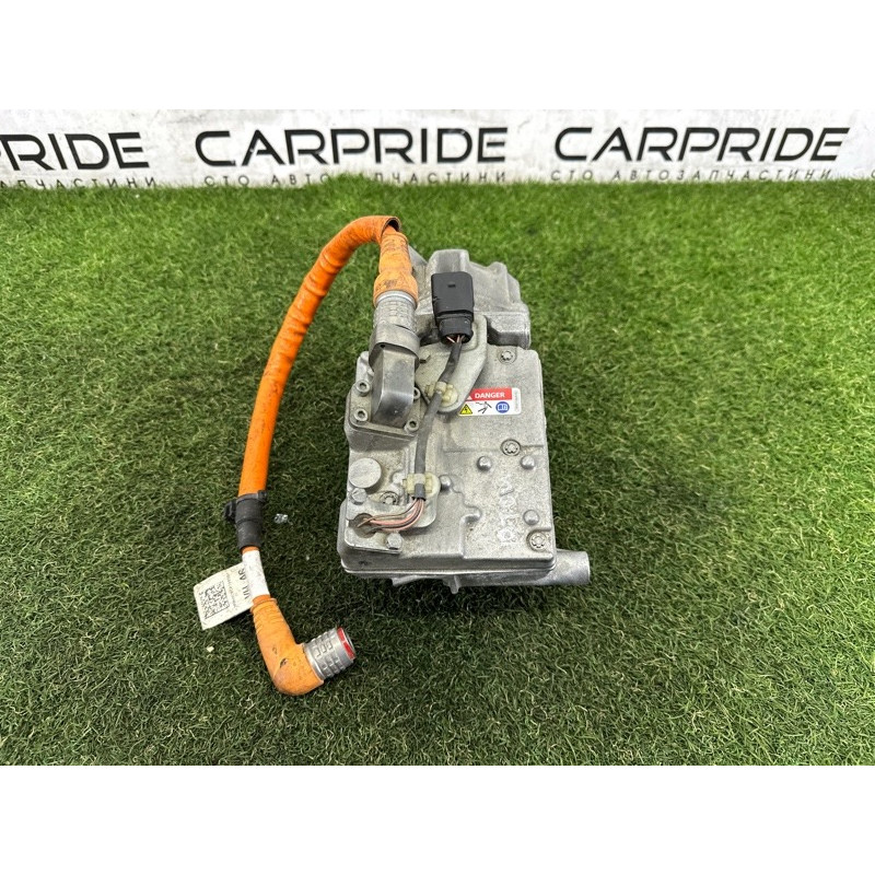 Компрессор кондиционера (отопление и кондиционирование) Volkswagen Touareg NF 2013 3.0 Hybrid 7P0820803H