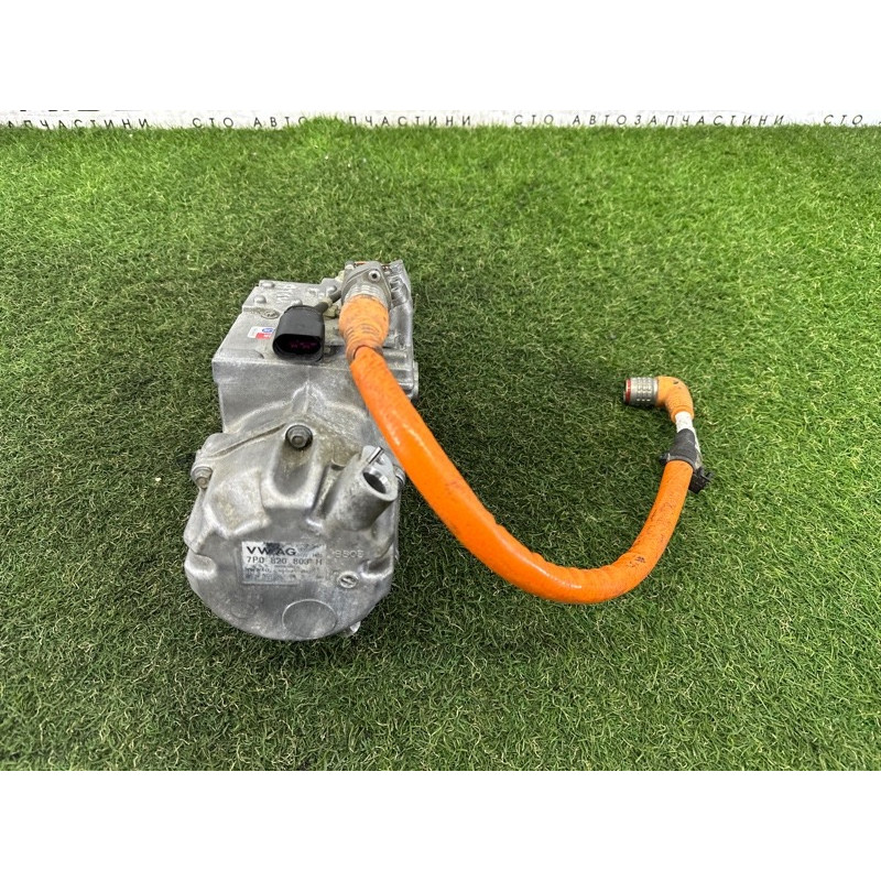 Компрессор кондиционера (отопление и кондиционирование) Volkswagen Touareg NF 2013 3.0 Hybrid 7P0820803H