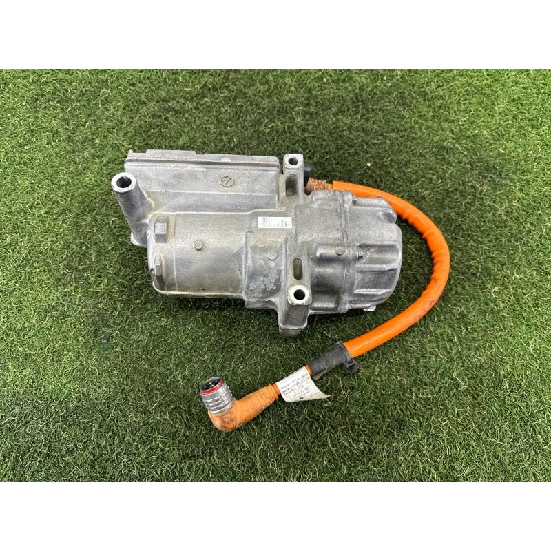 Компрессор кондиционера (отопление и кондиционирование) Volkswagen Touareg NF 2013 3.0 Hybrid 7P0820803H