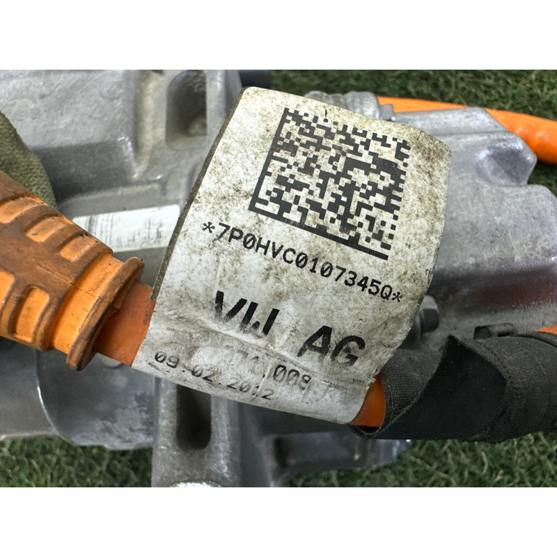 Компрессор кондиционера (отопление и кондиционирование) Volkswagen Touareg NF 2013 3.0 Hybrid 7P0820803H