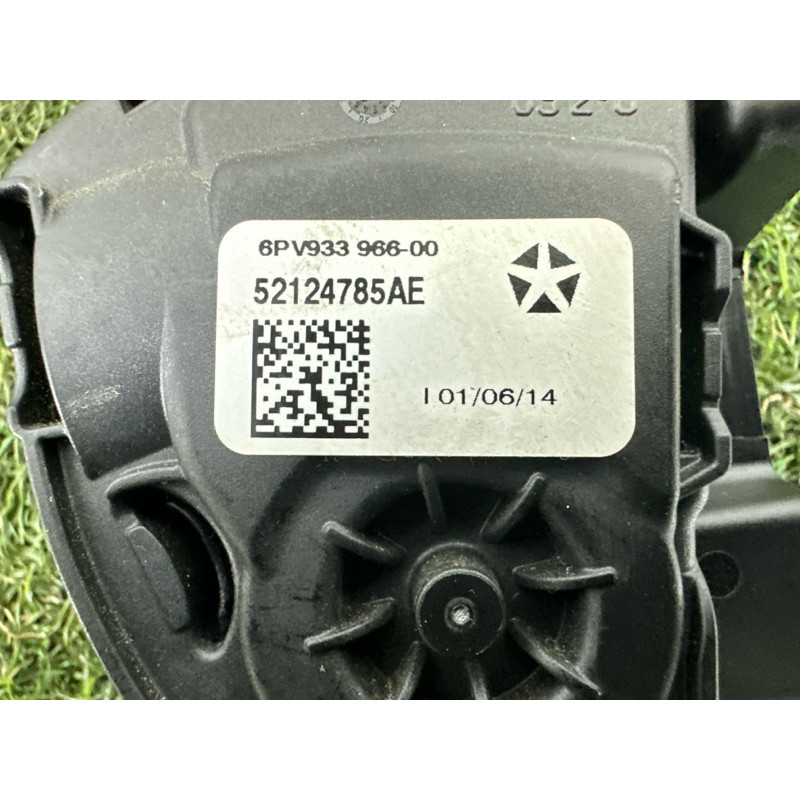 Педаль газа (электрика двигателя) Jeep Grand Cherokee WK2 2014 3.0 Diesel 52124785AE